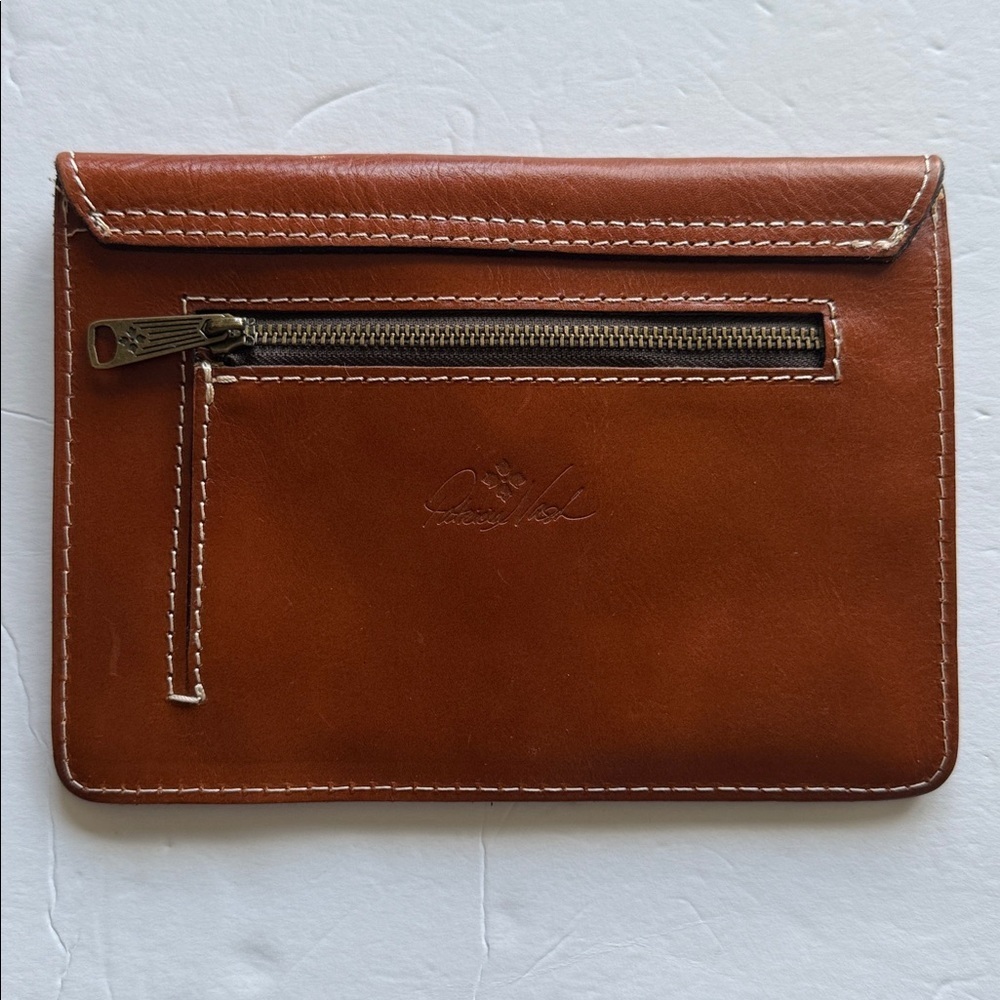 Patricia Nash Rich Brown Leather Accessory - Picture 2 of 4